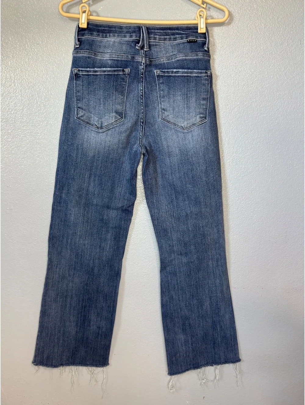 Risen Jeans Womens 5/27 Medium Wash Distressed Raw Hem Cropped Denim - Picture 3 of 10